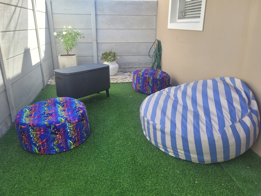 3 Bedroom Property for Sale in Stellendale Western Cape